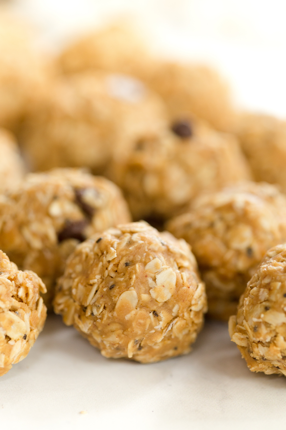 Peanut Butter Oat Balls - The Healthy Kids Table